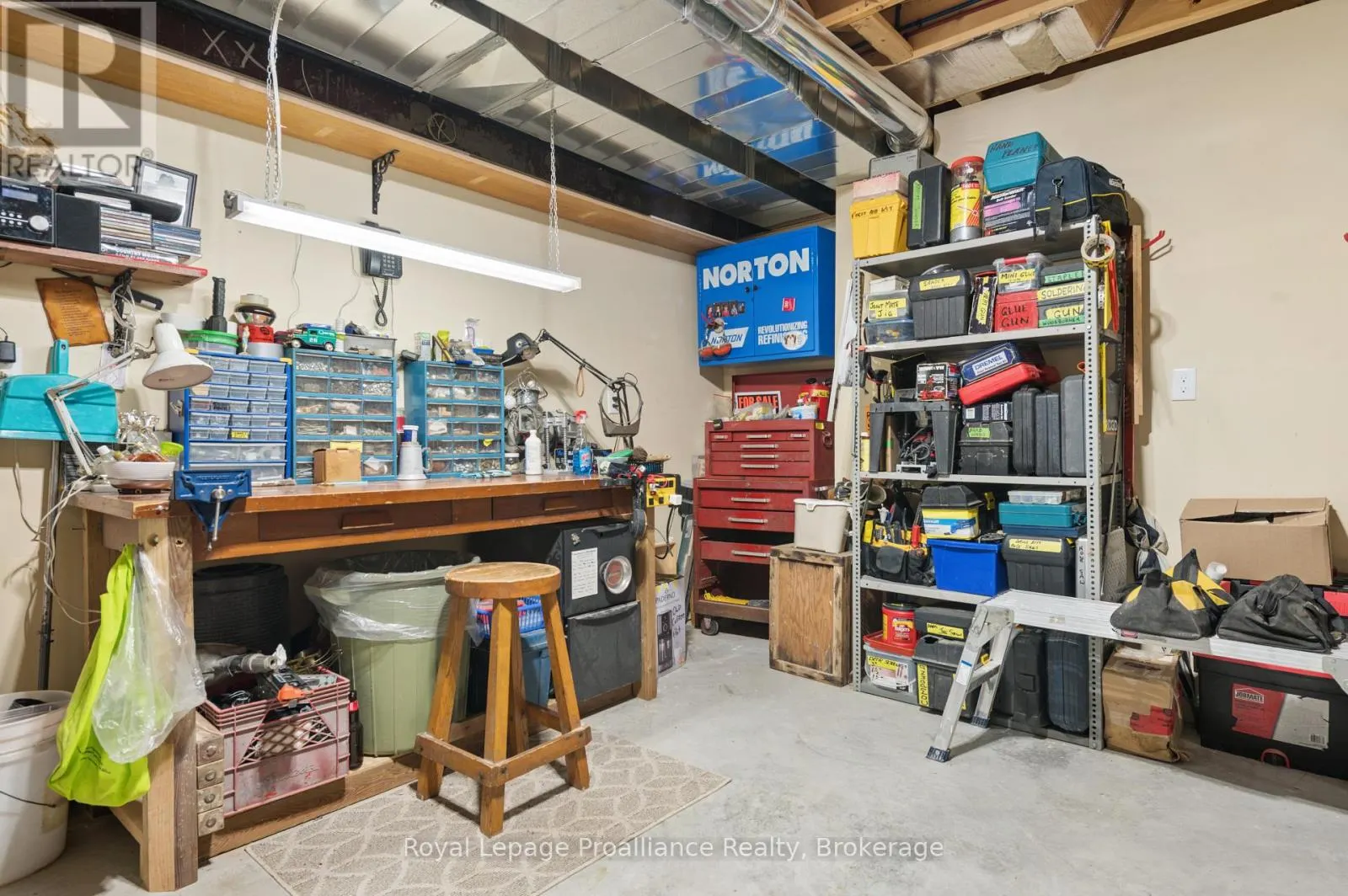 2 BEVAN DRIVE