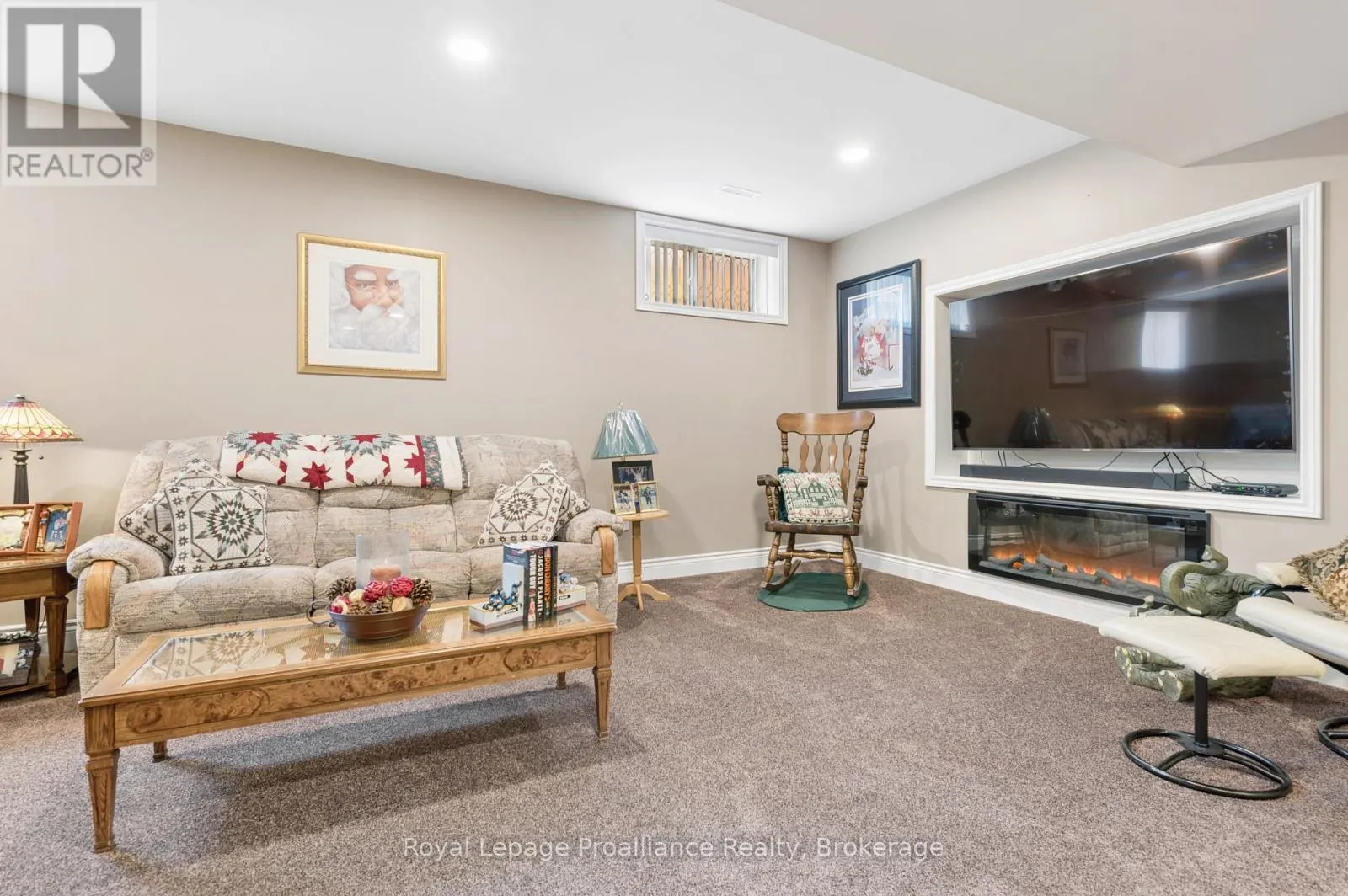 2 BEVAN DRIVE