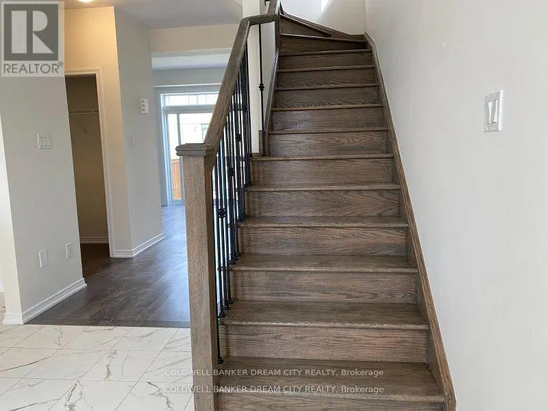 227 GILLESPIE DRIVE