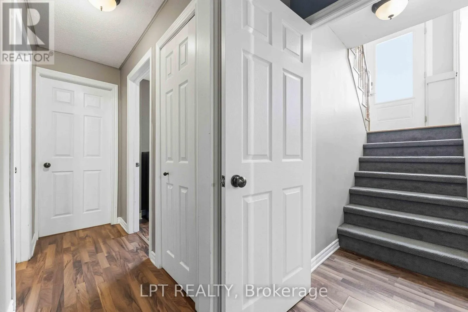 34 FRINGEWOOD DRIVE