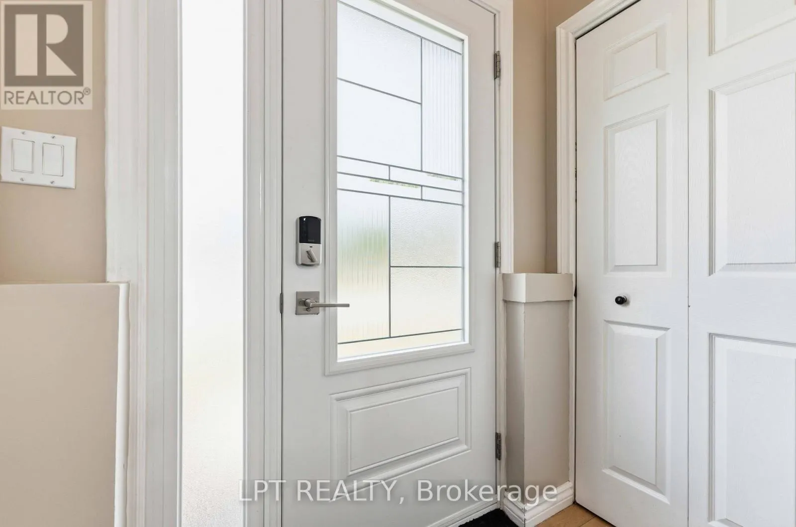 34 FRINGEWOOD DRIVE