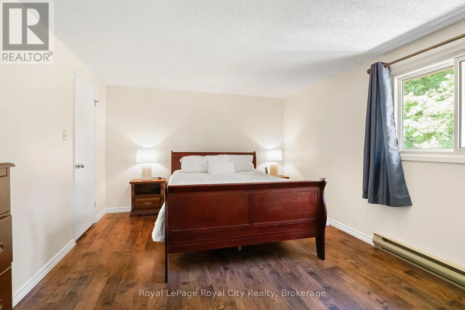 121 IMPERIAL ROAD N