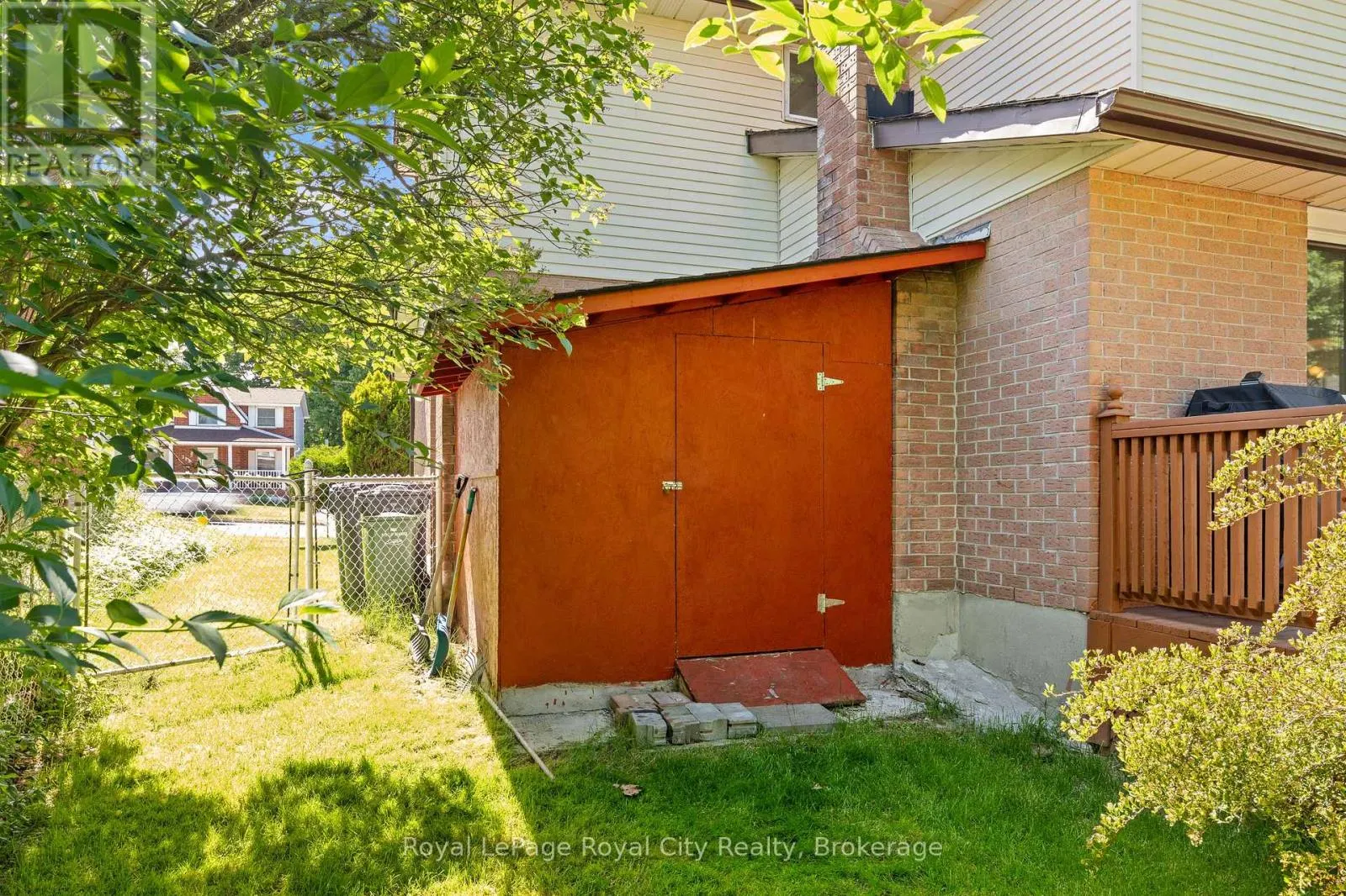 121 IMPERIAL ROAD N