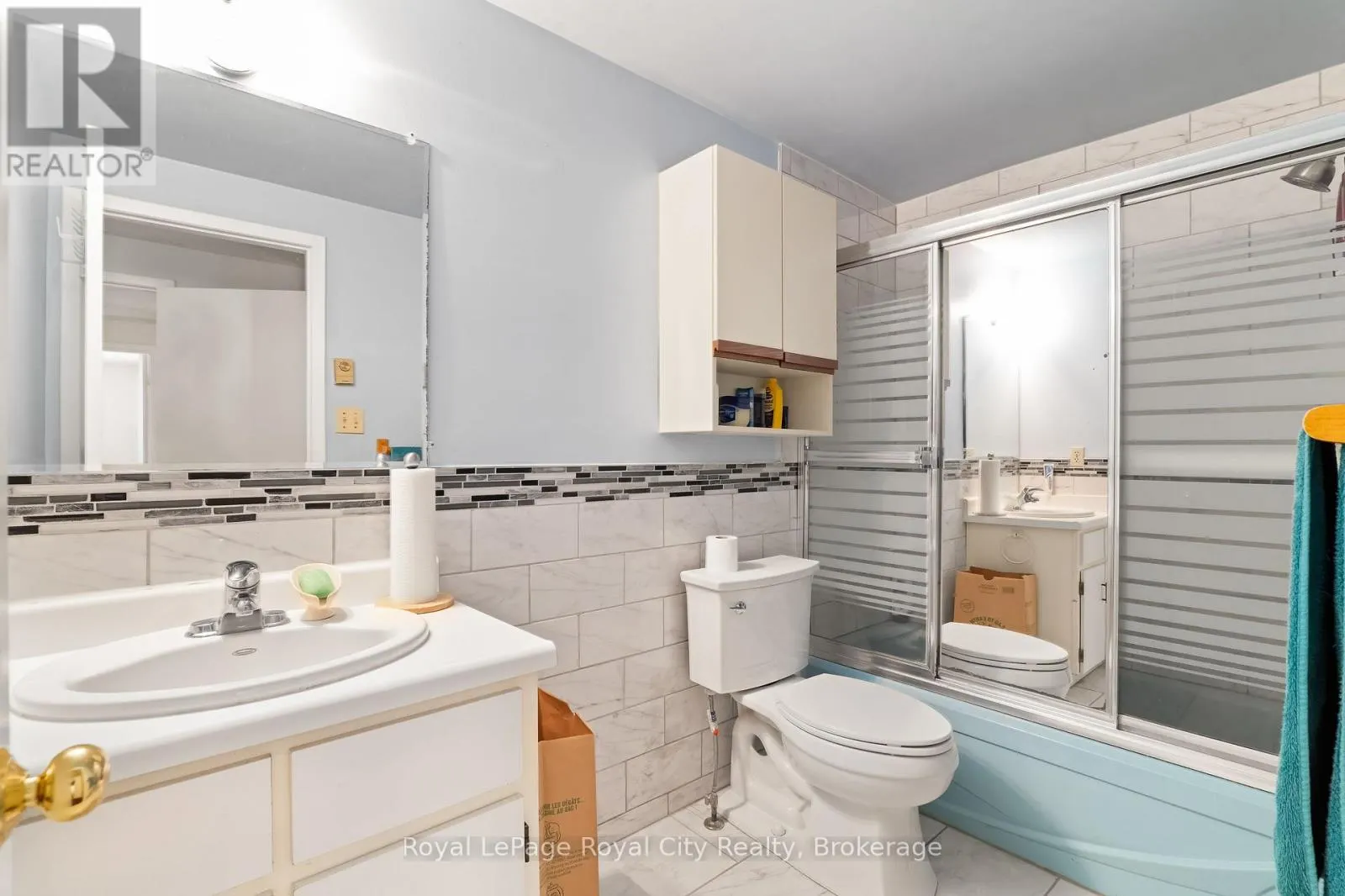 121 IMPERIAL ROAD N