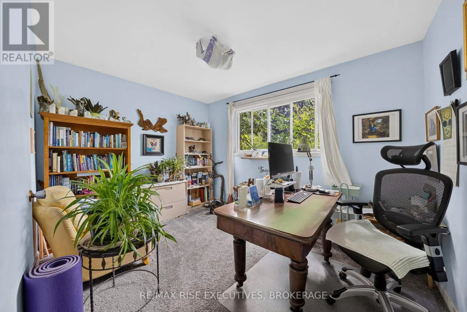 33 MONTGOMERY BOULEVARD