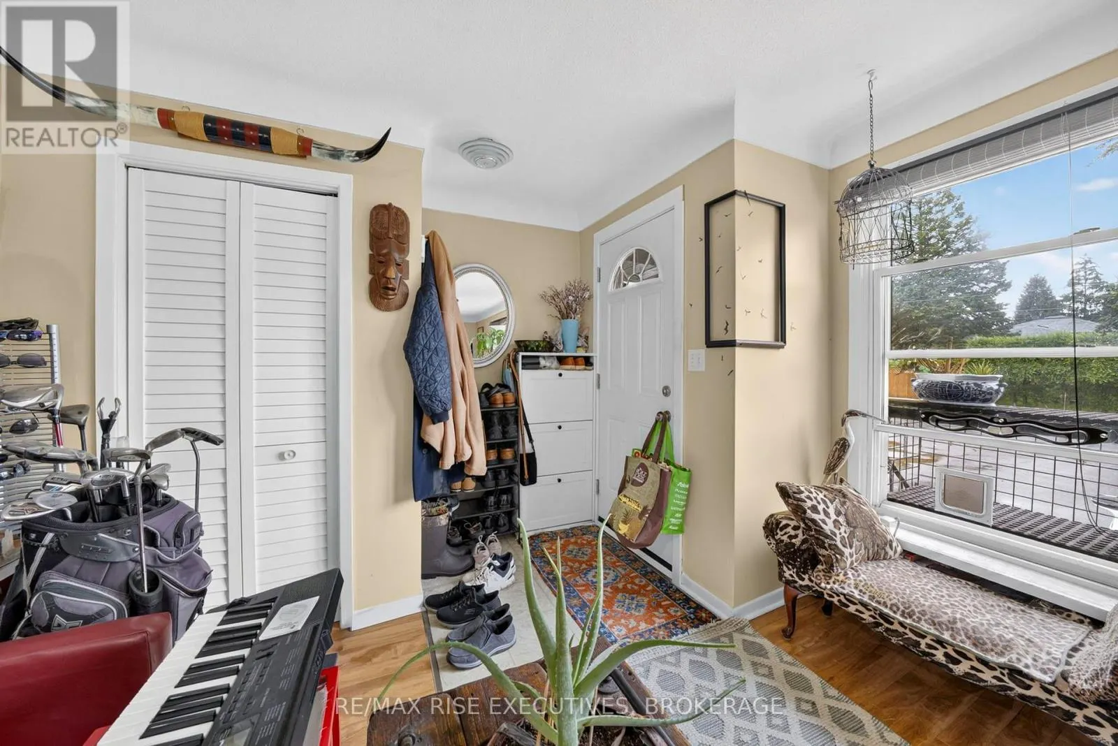 33 MONTGOMERY BOULEVARD