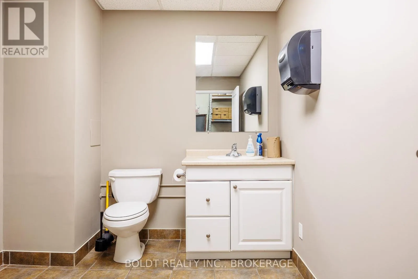 13-15 SECORD DRIVE