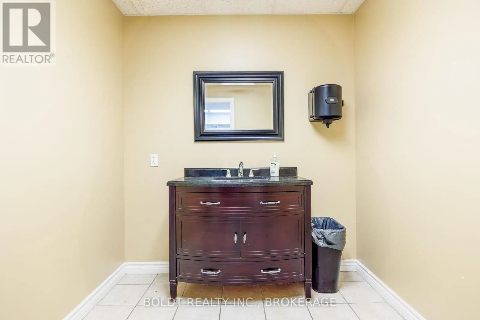 13-15 SECORD DRIVE