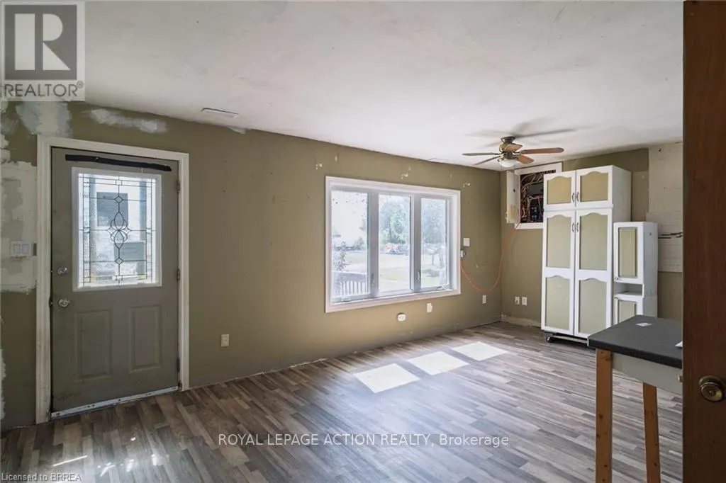 1459 LAKESHORE ROAD