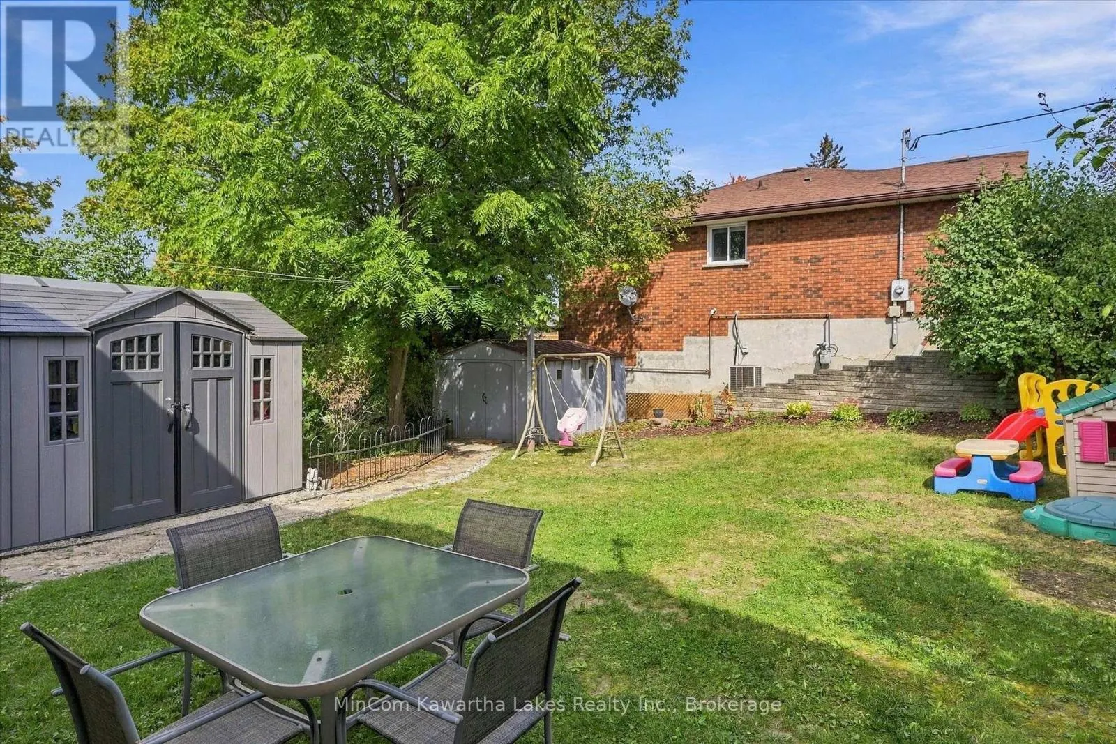 472 HIGHLAND ROAD