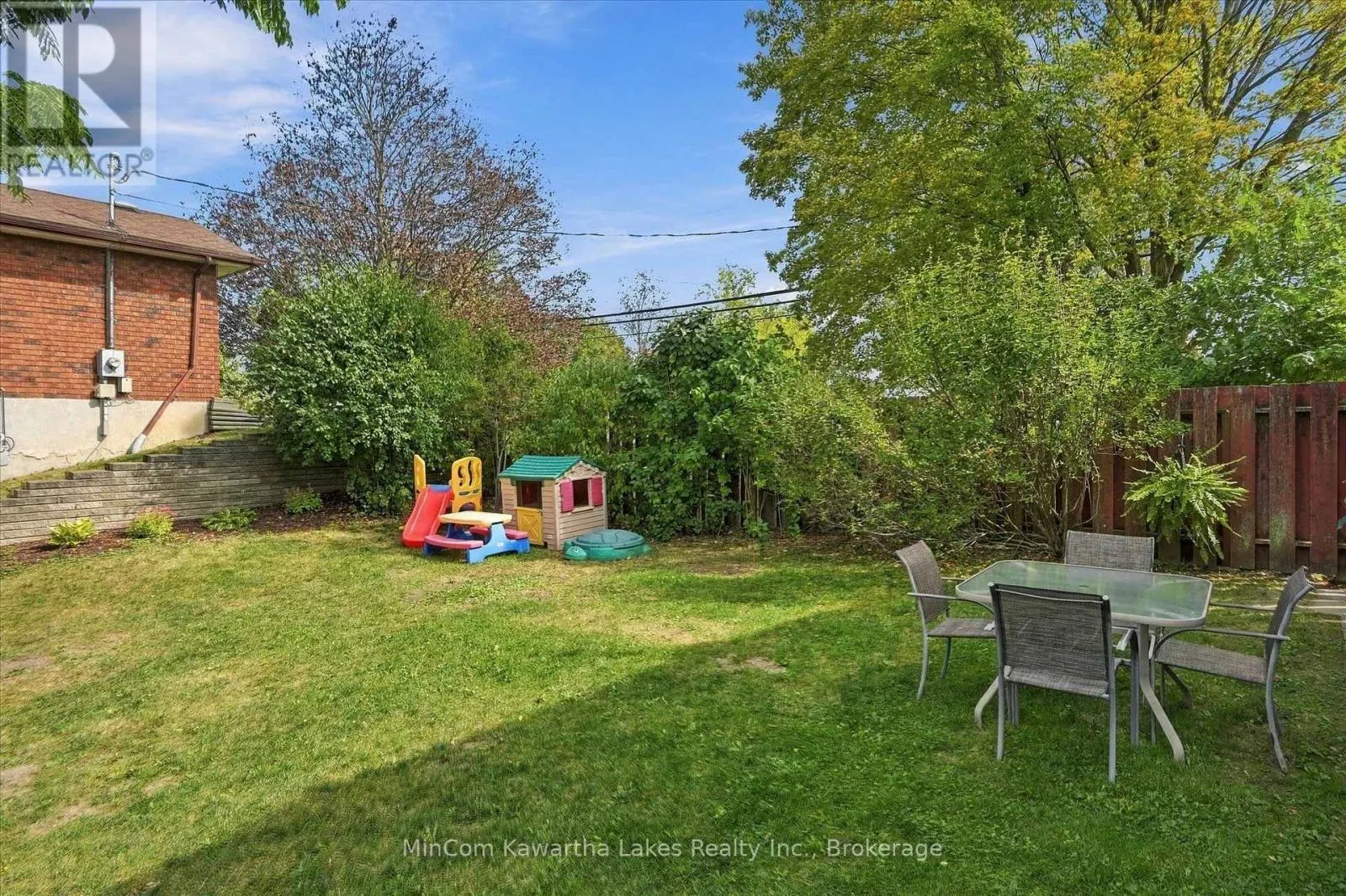 472 HIGHLAND ROAD