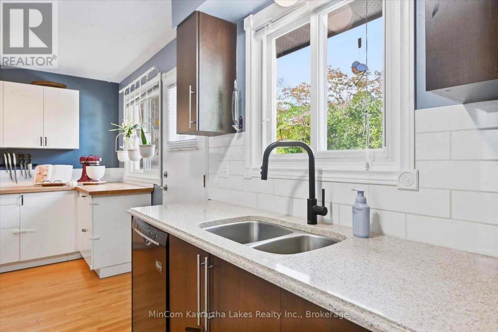 472 HIGHLAND ROAD