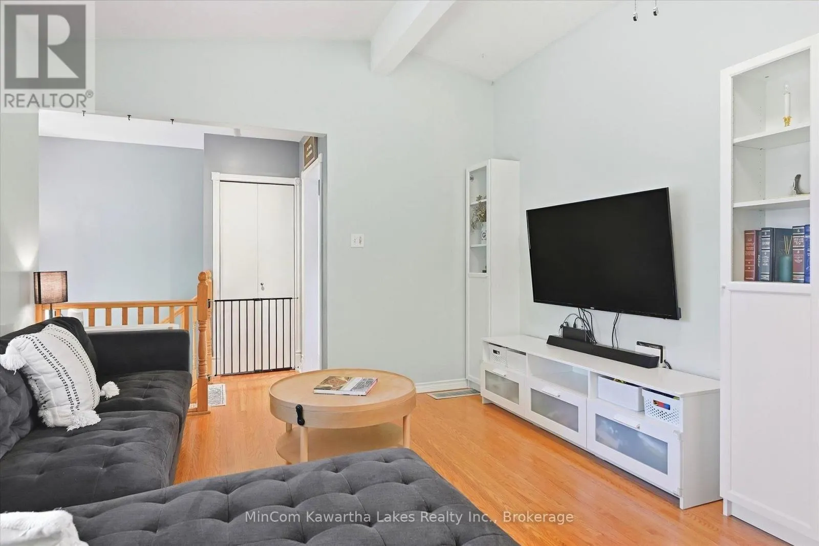472 HIGHLAND ROAD