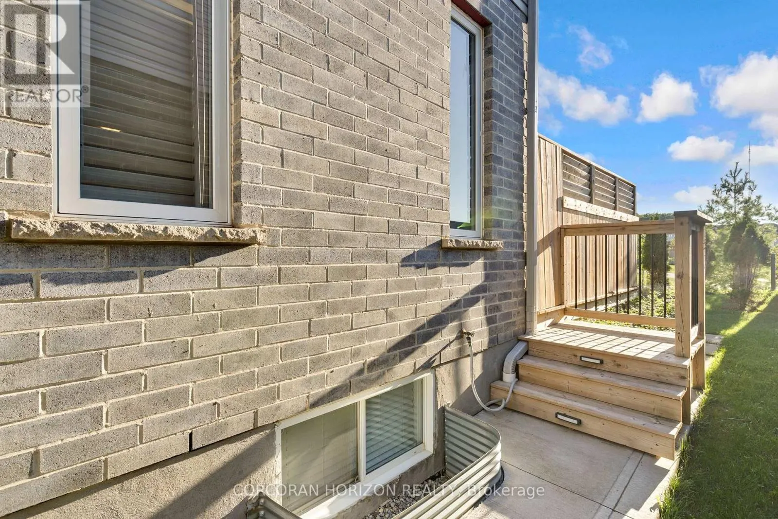 213 LADYSLIPPER DRIVE