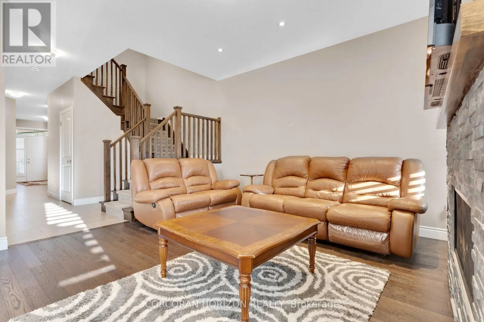 213 LADYSLIPPER DRIVE