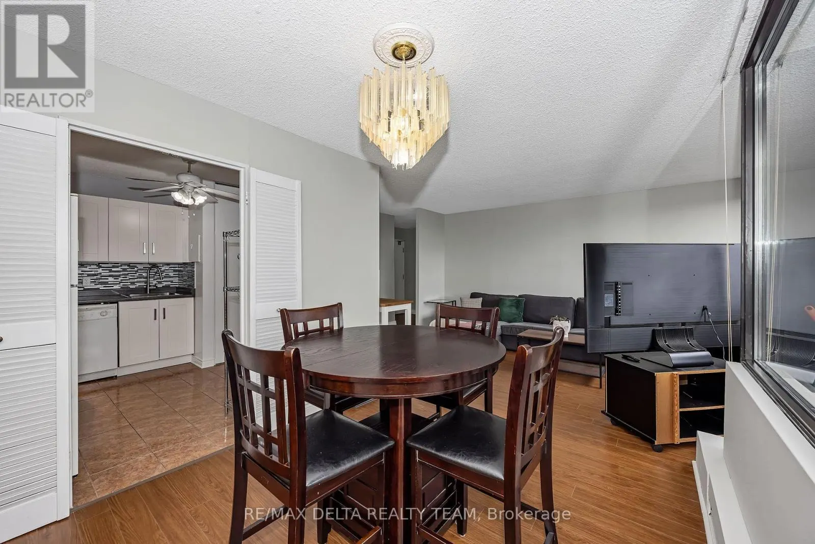 702 - 1285 CAHILL DRIVE