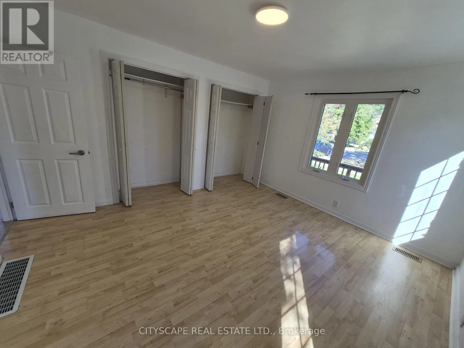 725 DOMINION ROAD