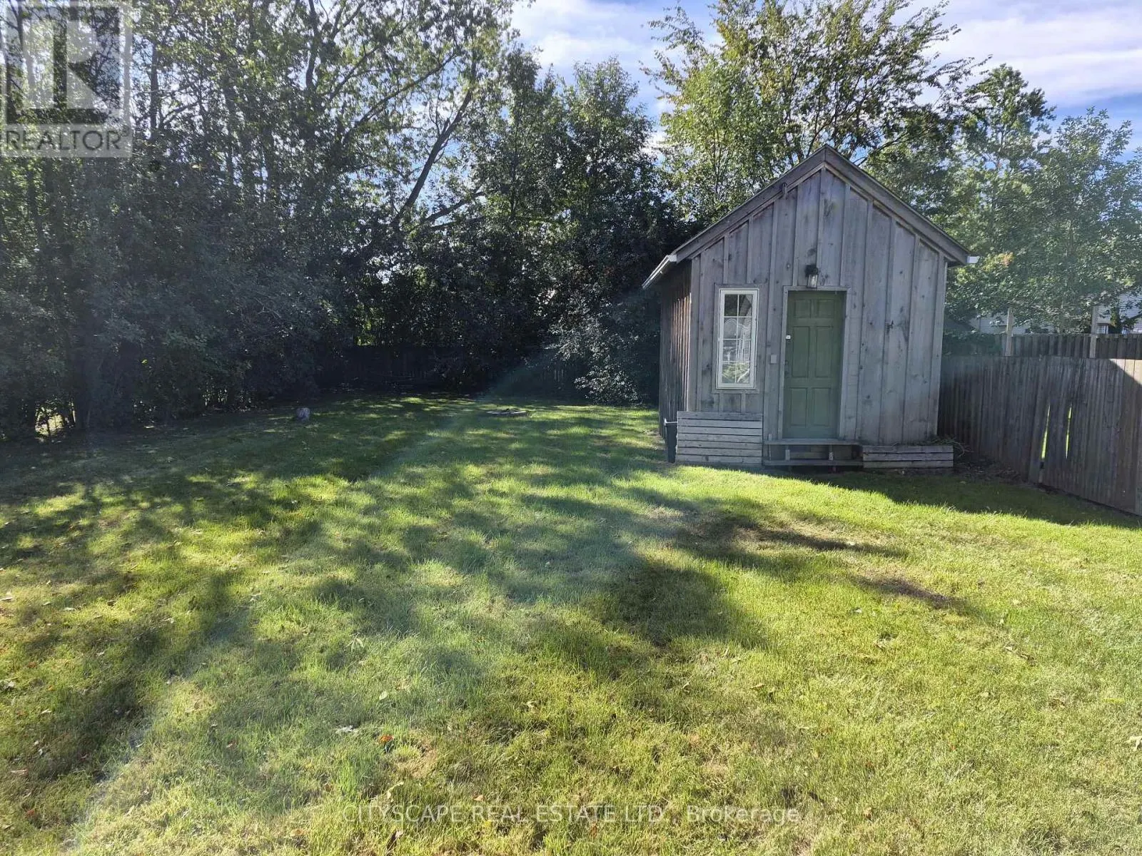 725 DOMINION ROAD