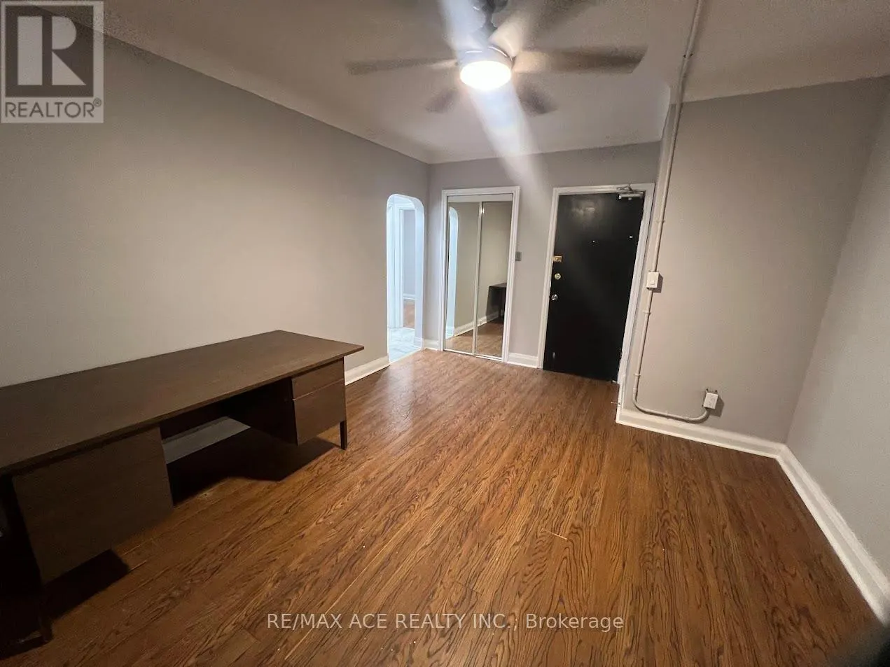 2 - 21 TOWPATH ROAD