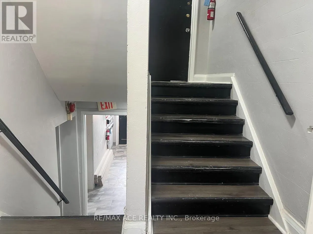 2 - 21 TOWPATH ROAD