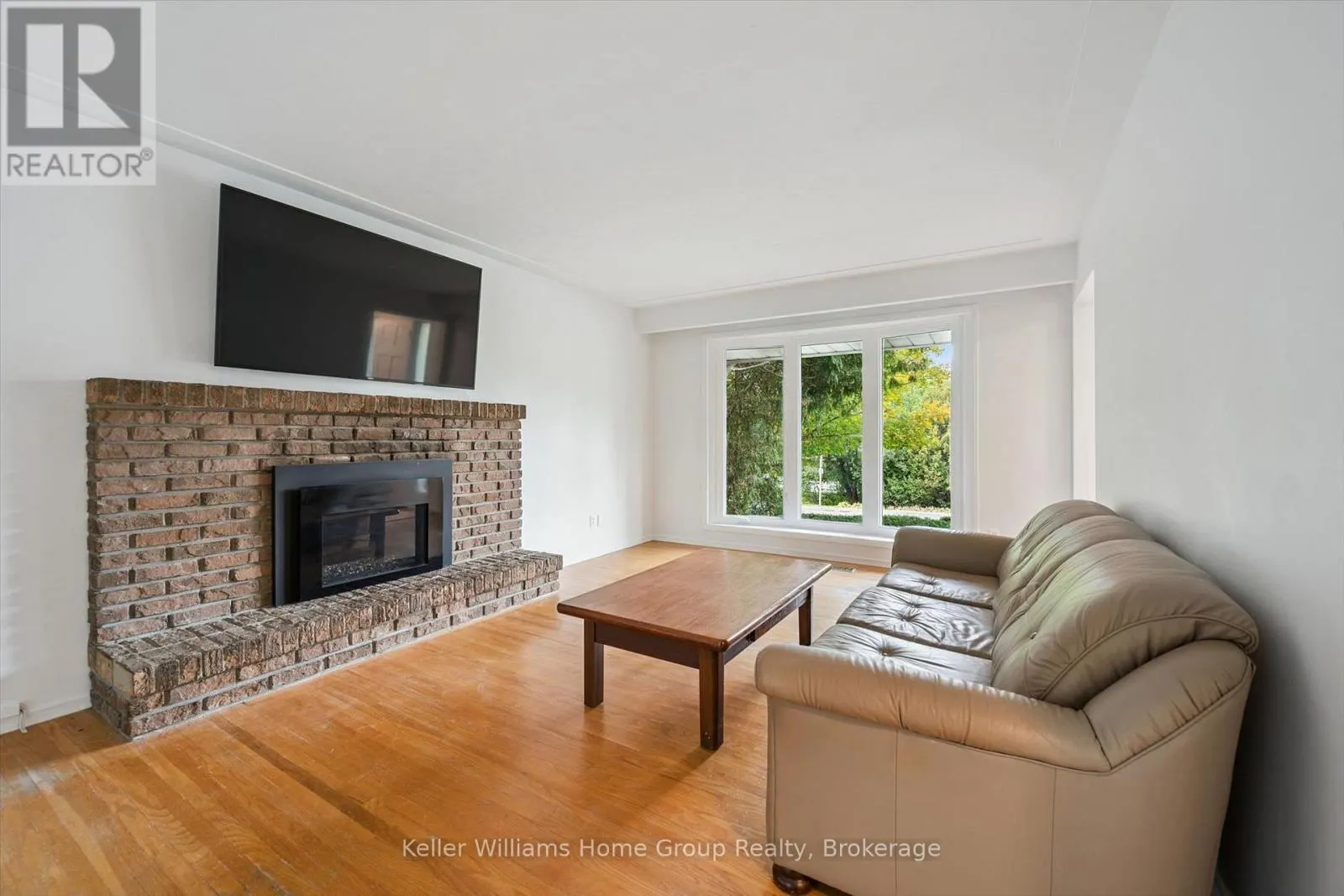 73 WATER STREET E