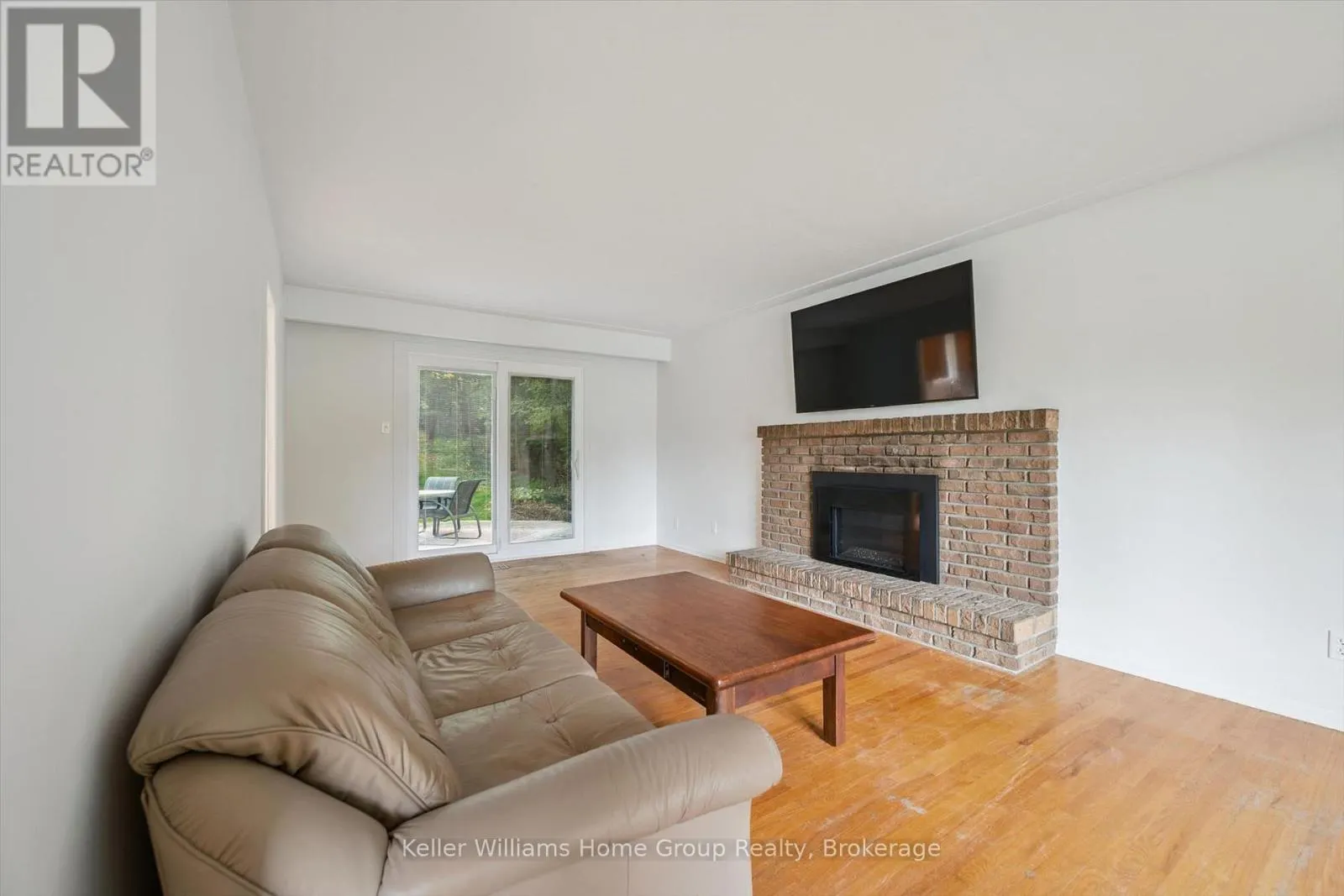 73 WATER STREET E