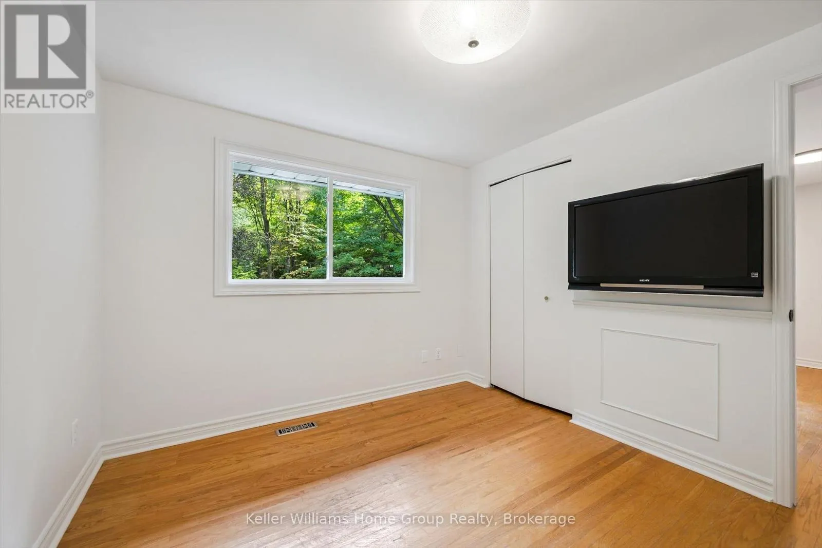 73 WATER STREET E