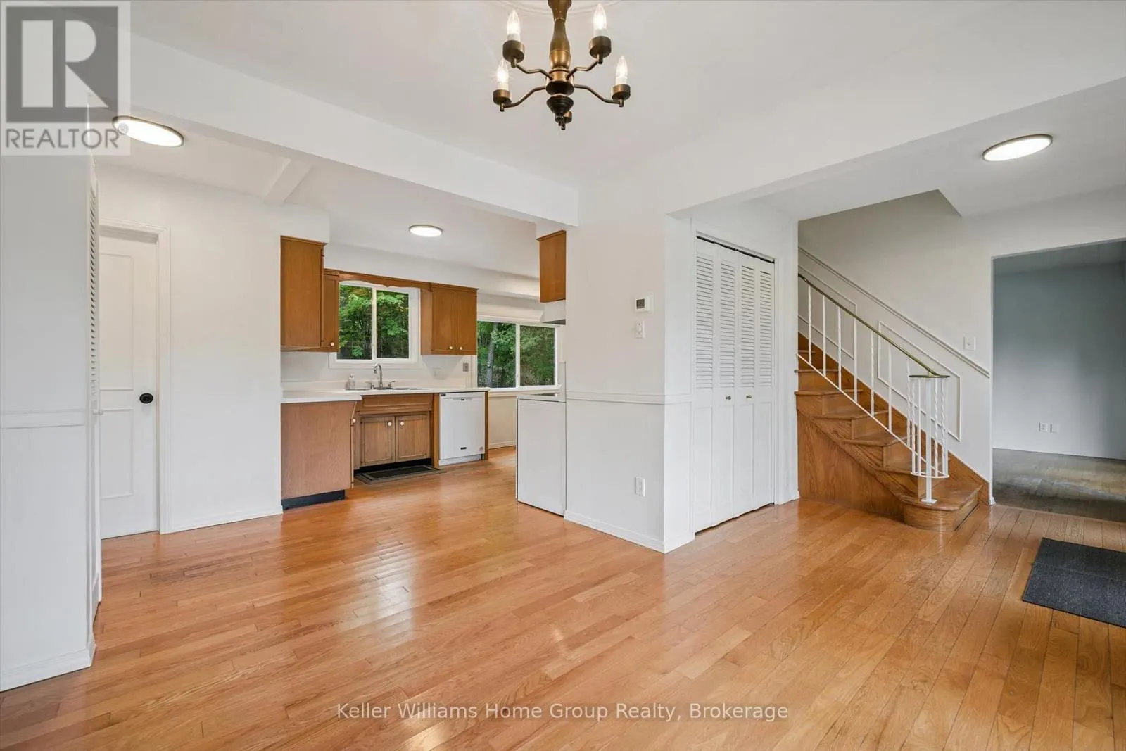 73 WATER STREET E