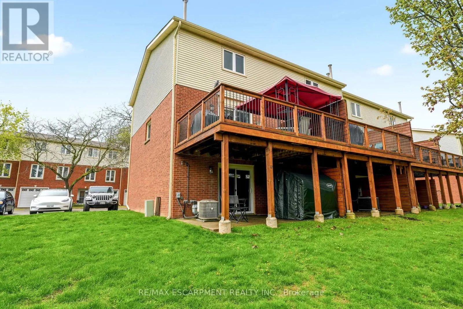 12 - 130 LIVINGSTON AVENUE