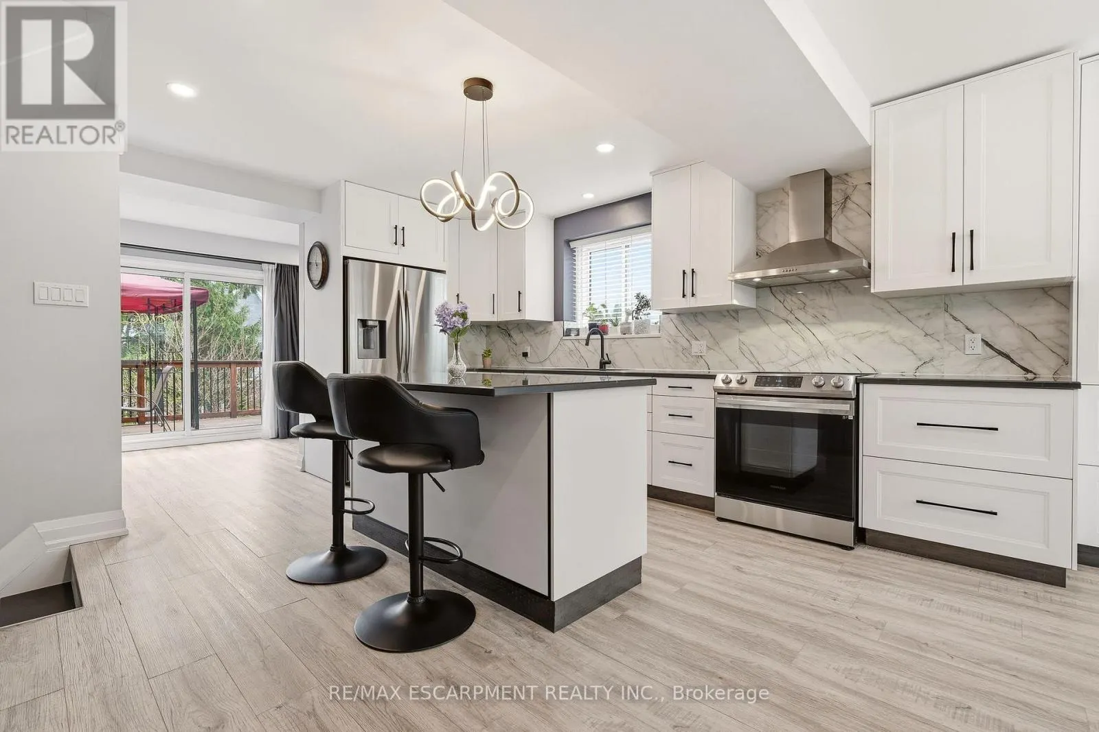 12 - 130 LIVINGSTON AVENUE