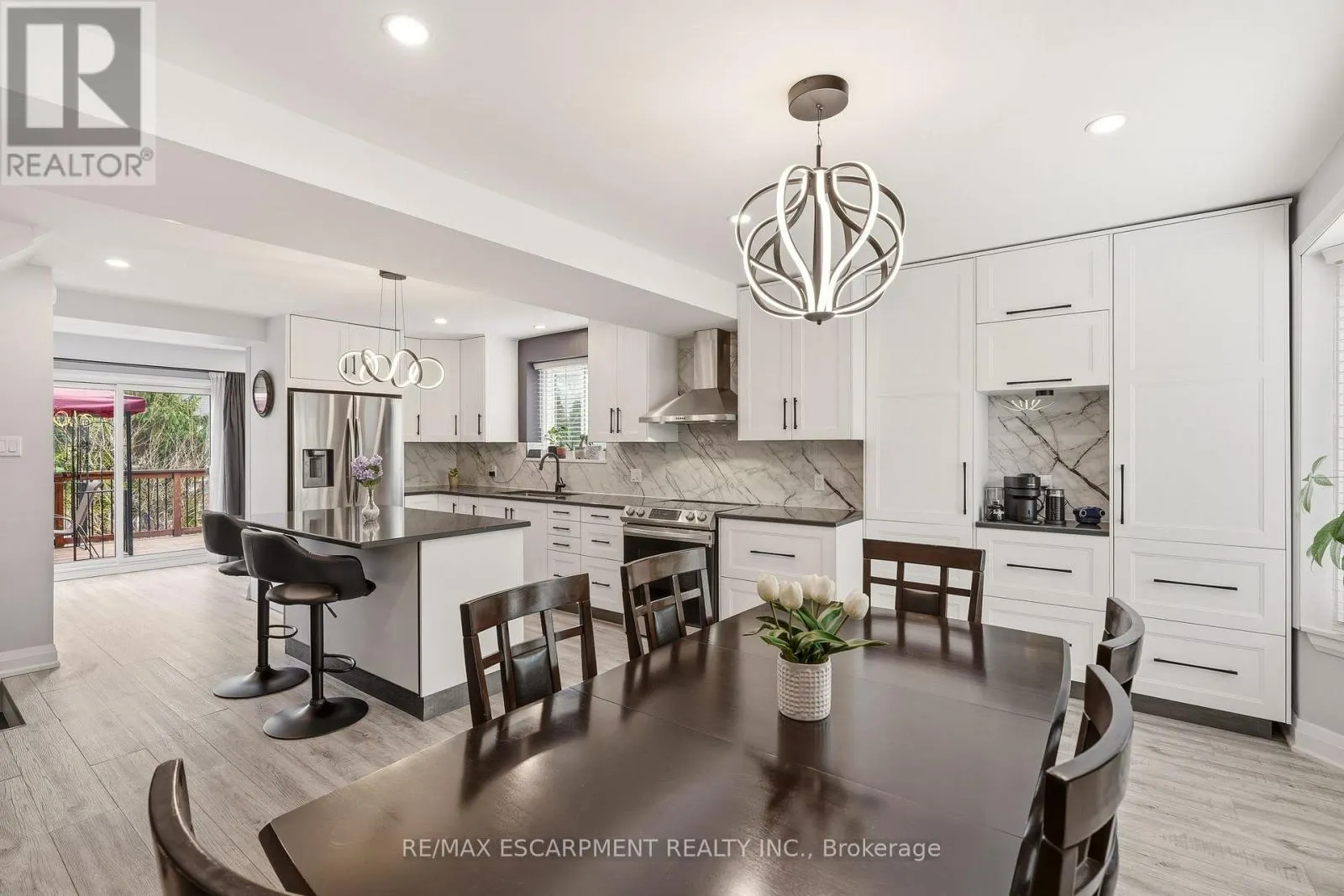 12 - 130 LIVINGSTON AVENUE