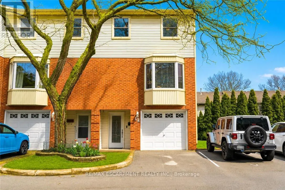 12 - 130 LIVINGSTON AVENUE
