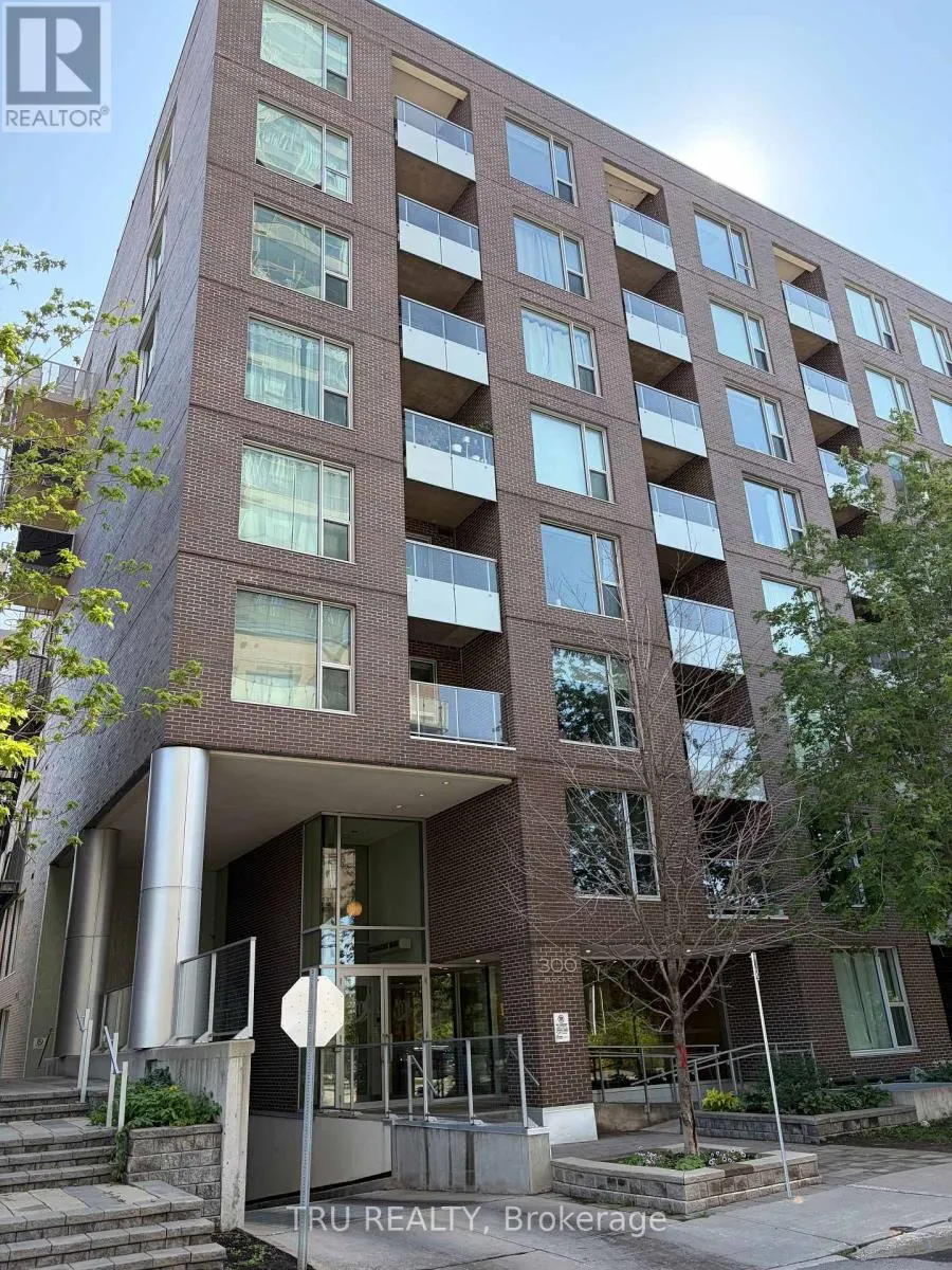 706 - 300C LETT STREET