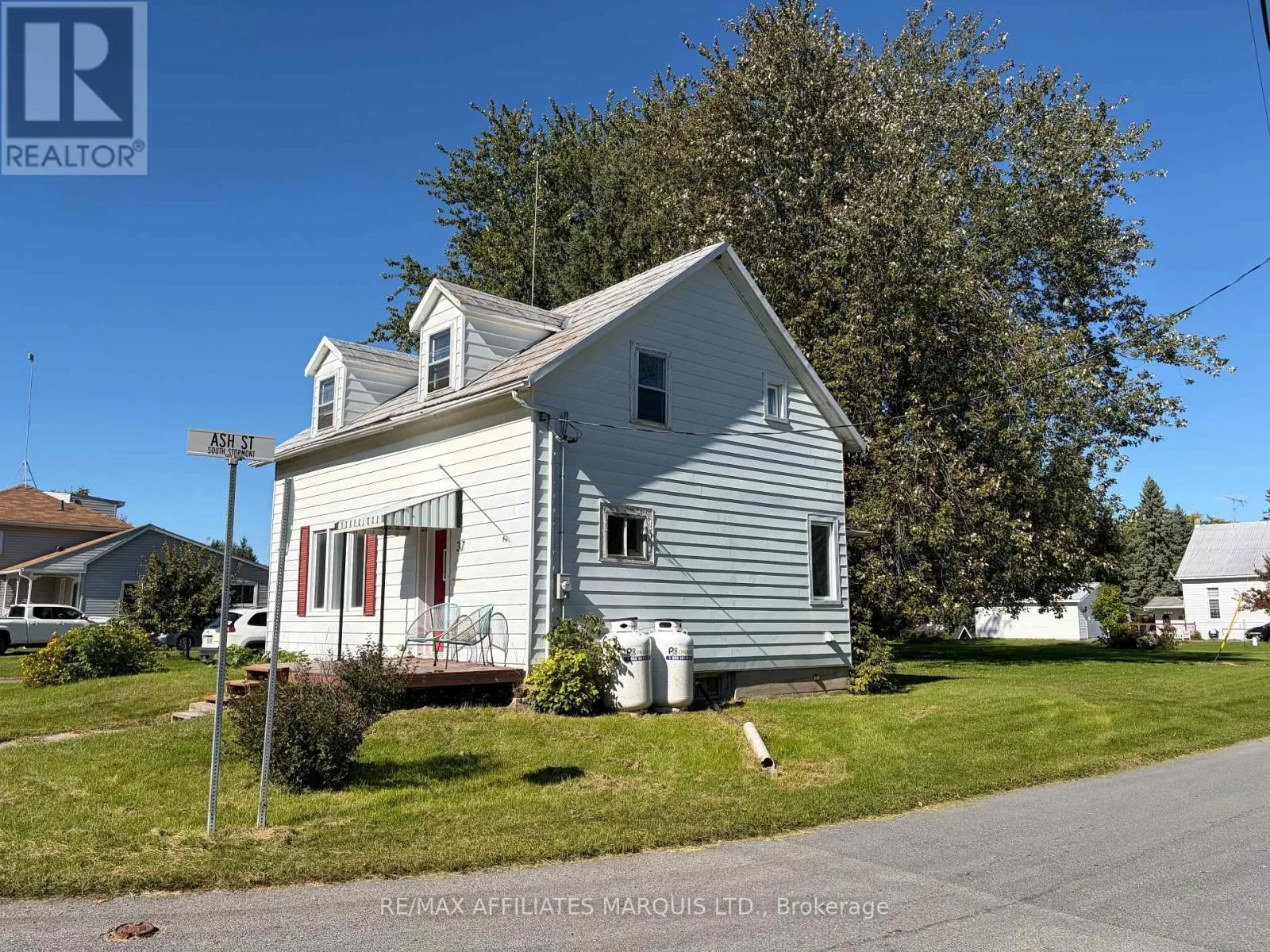 37 MAIN STREET
