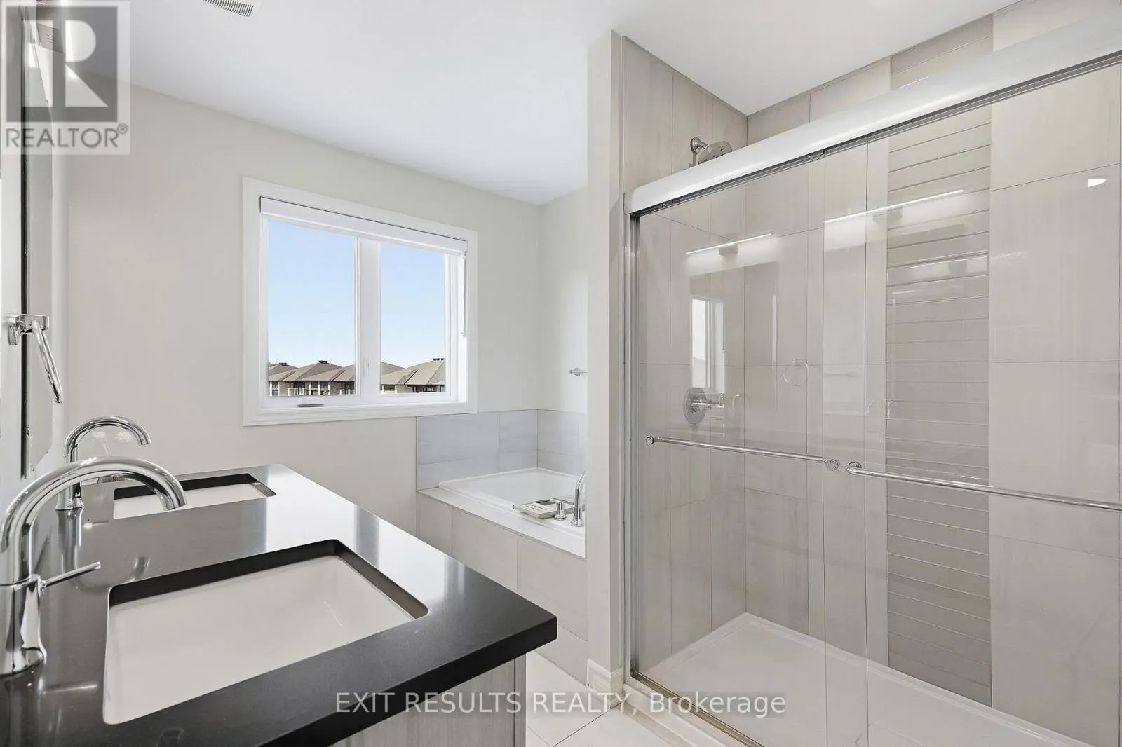 783 NAMUR STREET W