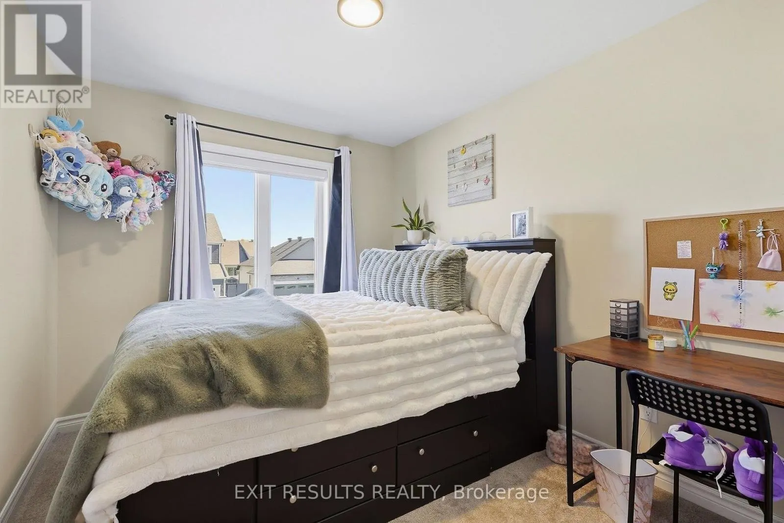 783 NAMUR STREET W
