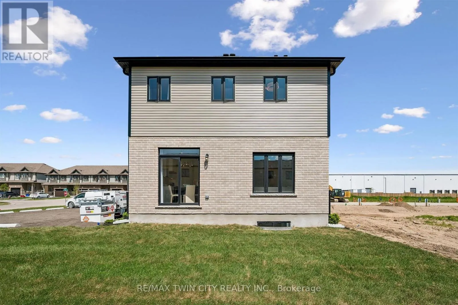 1681 DUNKIRK AVENUE