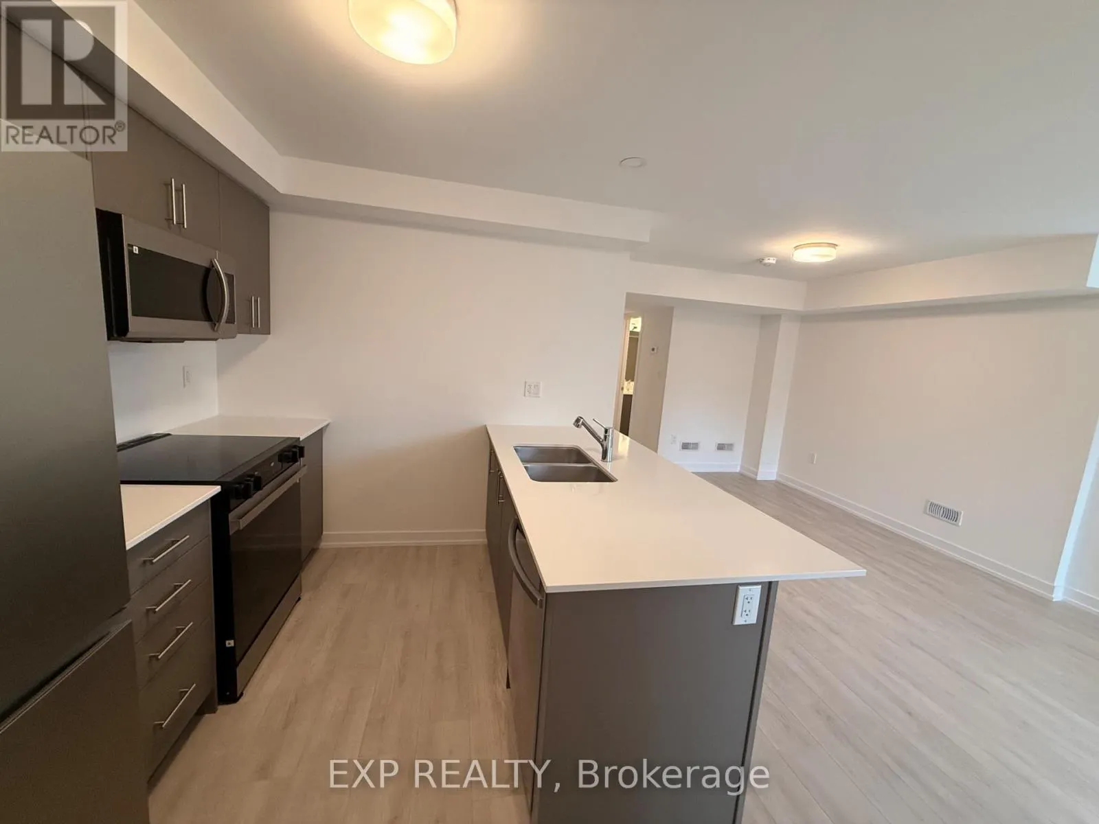 35 - 42 LOWES RD. WEST ROAD