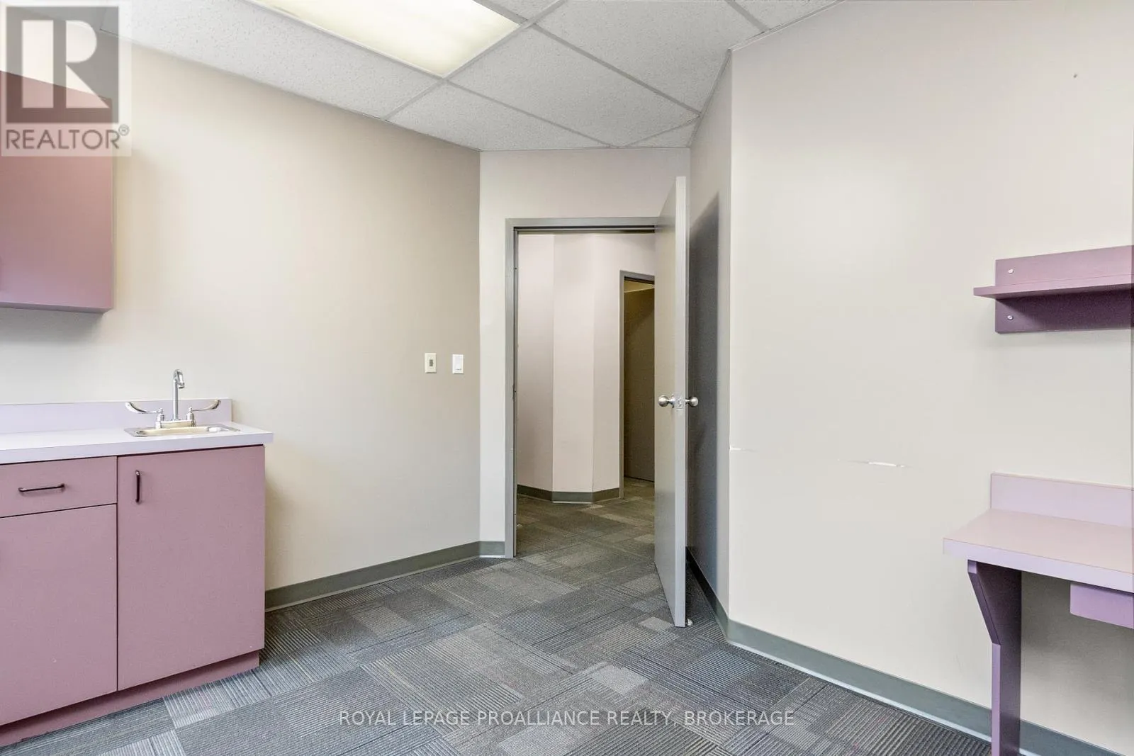 202 - 100 PRINCESS STREET #202