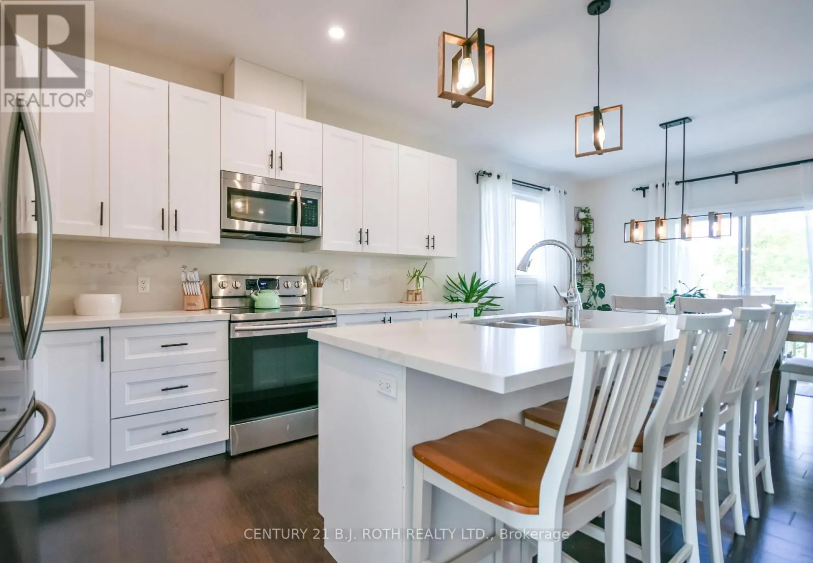 1289 MUSKOKA ROAD 117 ROAD