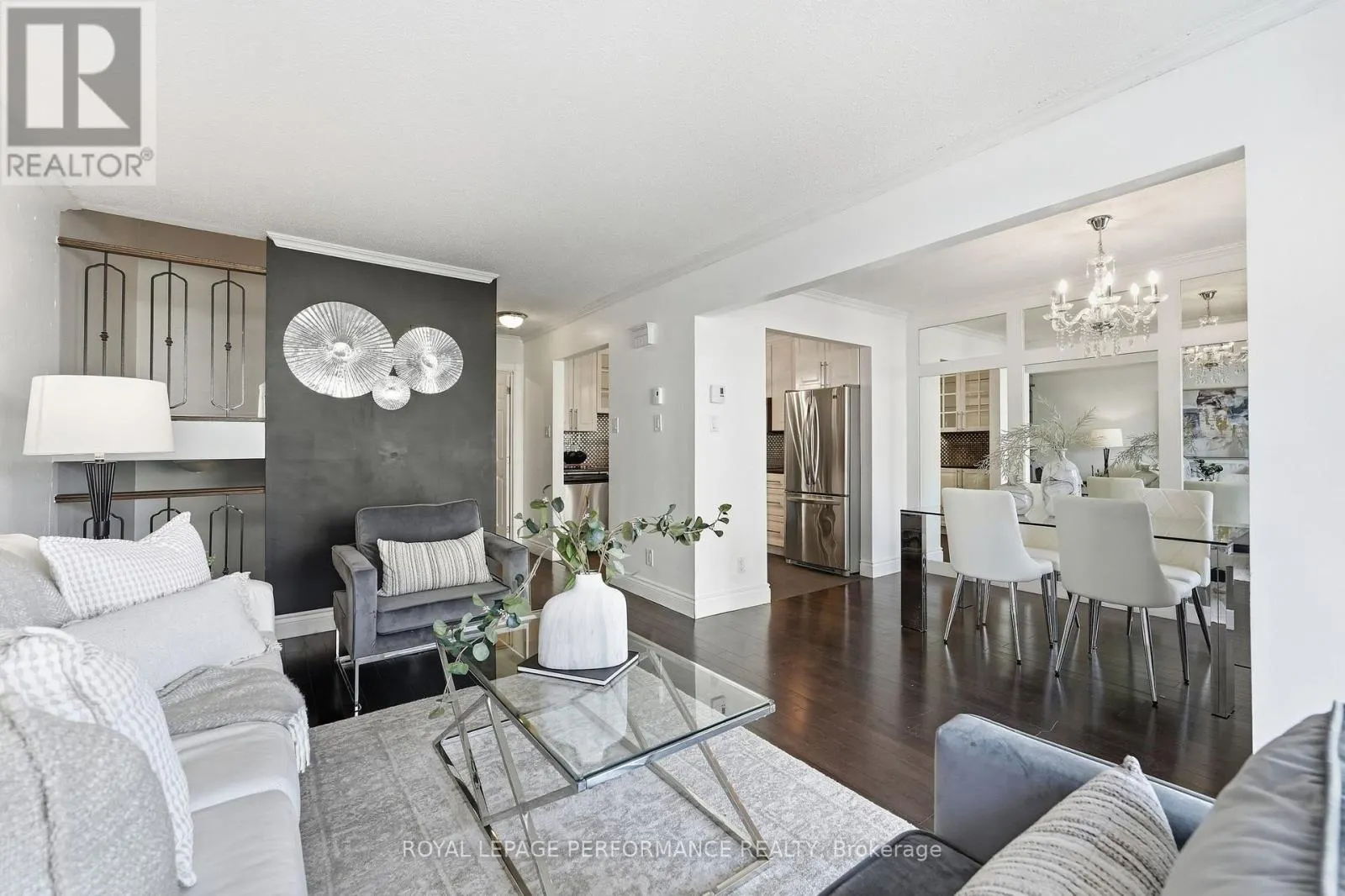 11 - 3415 UPLANDS DRIVE