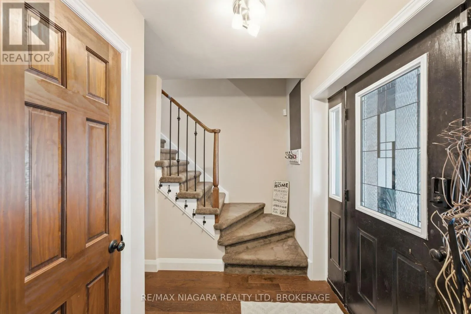 9 BEECHNUT COURT