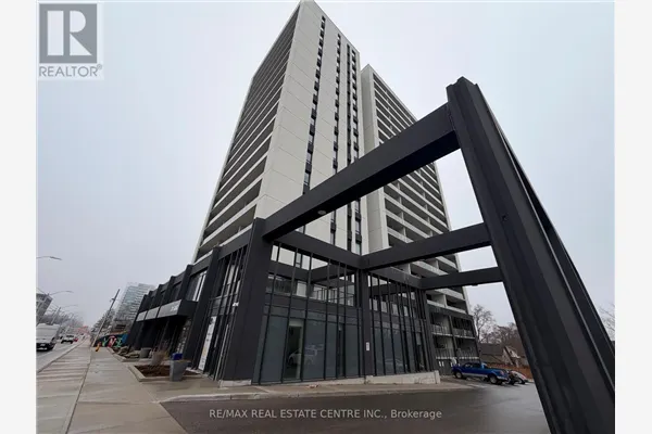 301 - 741 KING STREET W