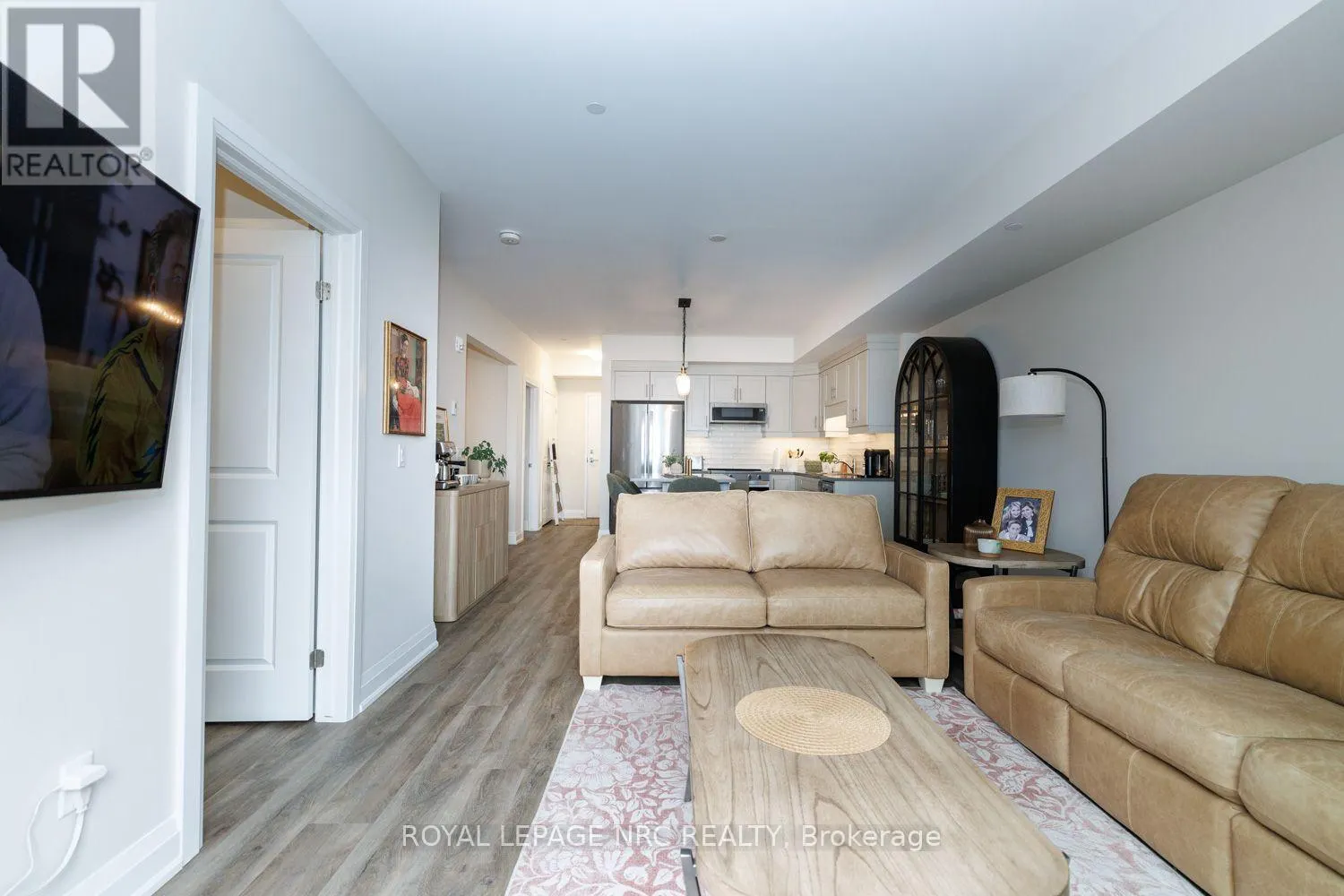307 - 118 SUMMERSIDES BOULEVARD #307