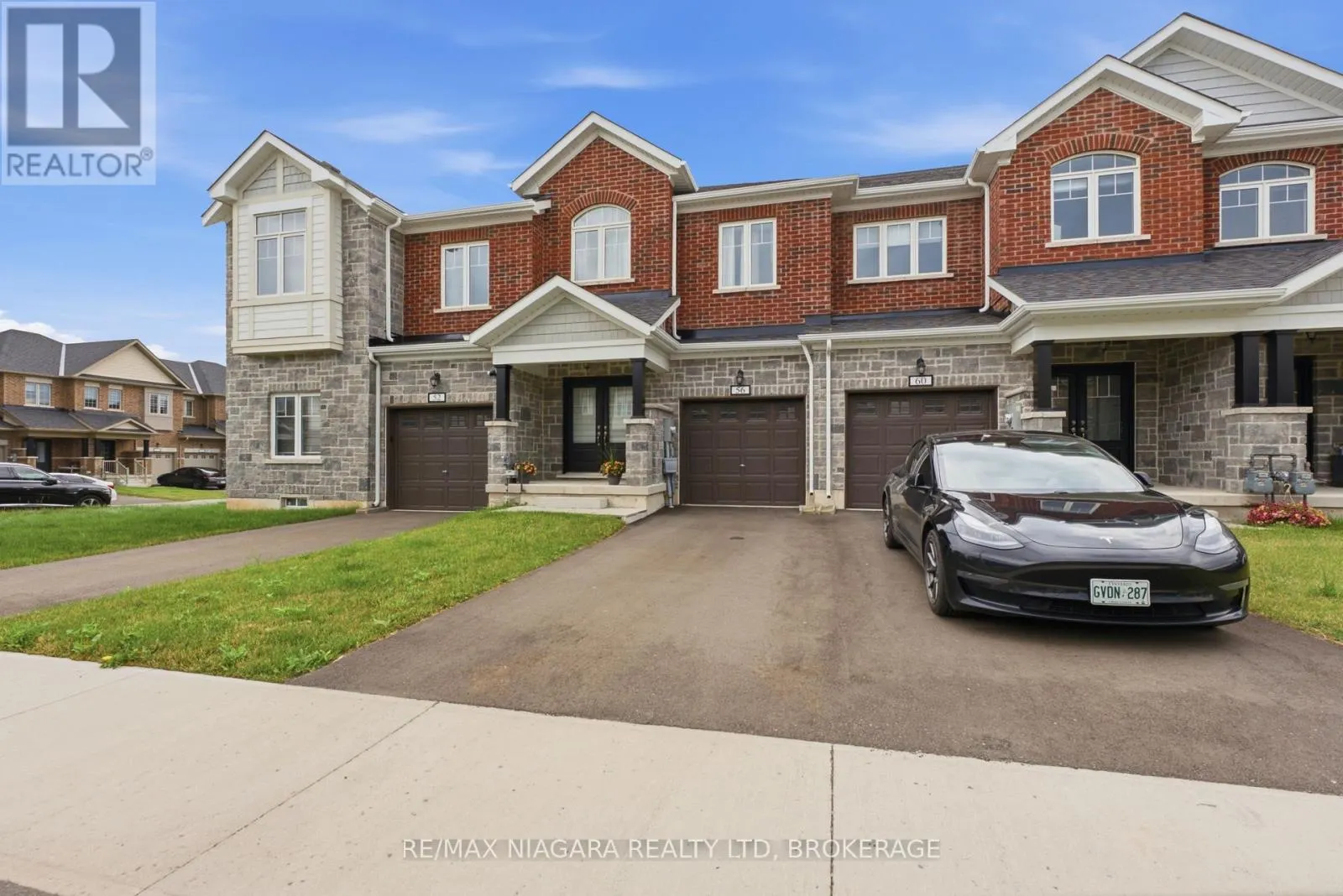 56 SAPPHIRE WAY