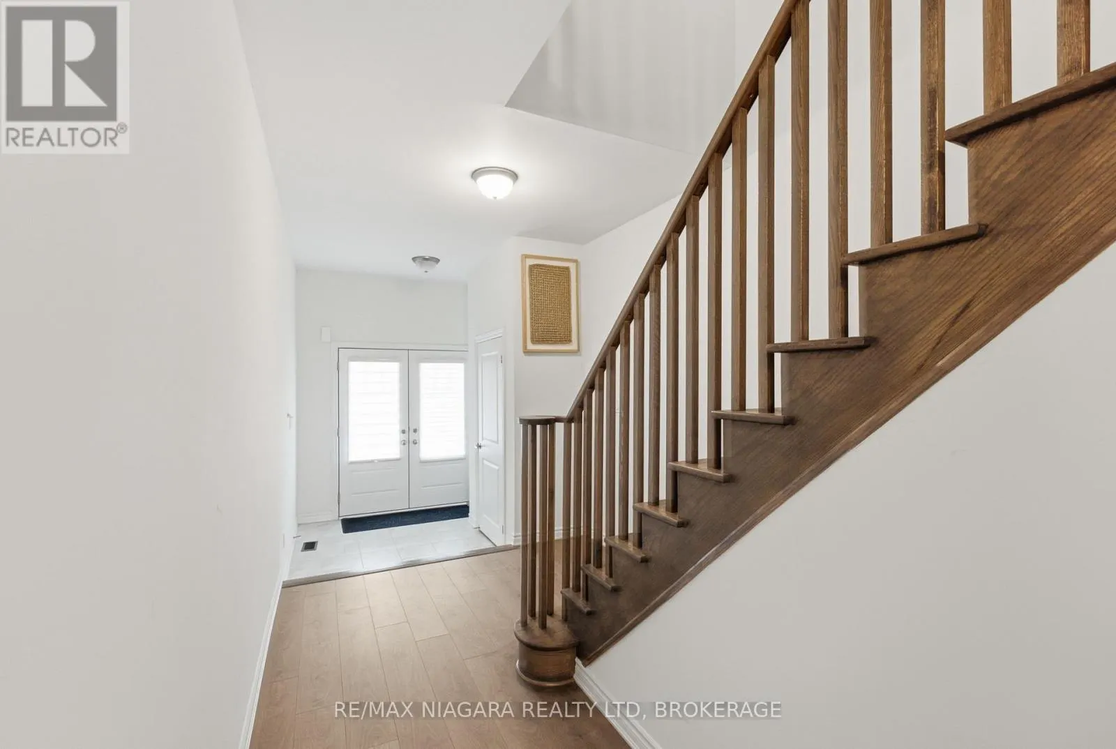 56 SAPPHIRE WAY