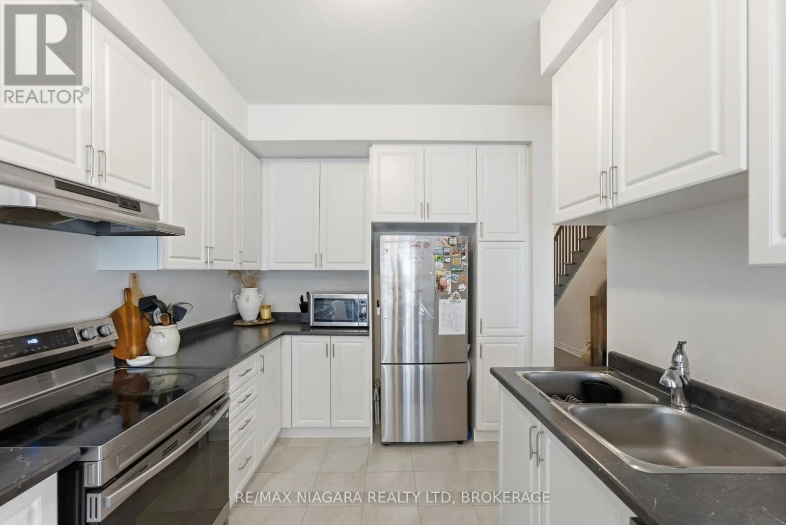 56 SAPPHIRE WAY