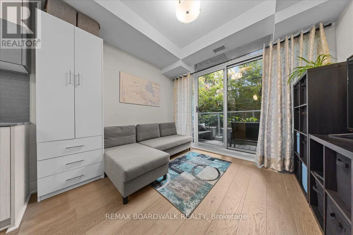 112 - 255 BAY STREET E