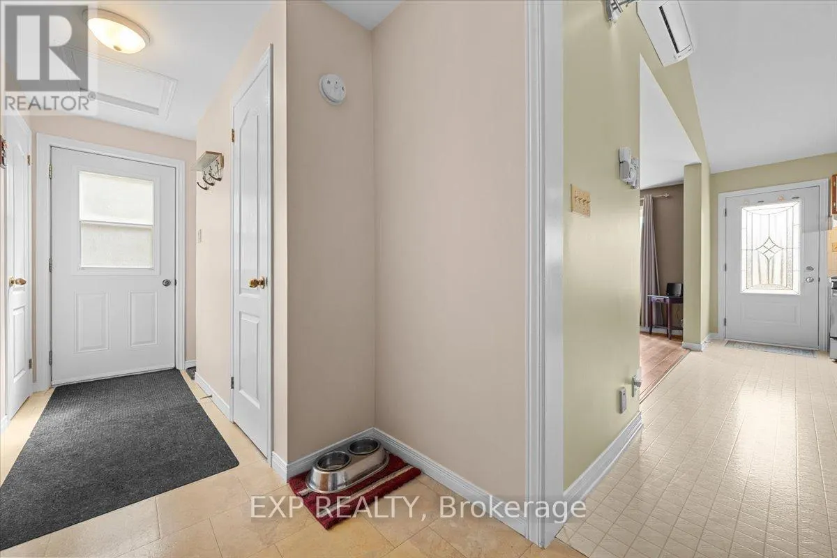 46 DUFOUR STREET