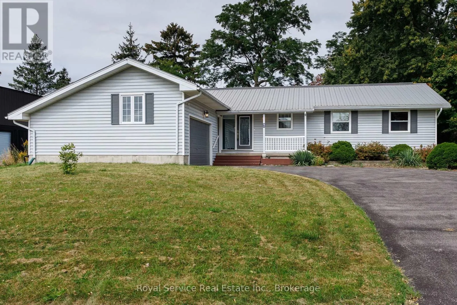 6 CLIFTON ROAD